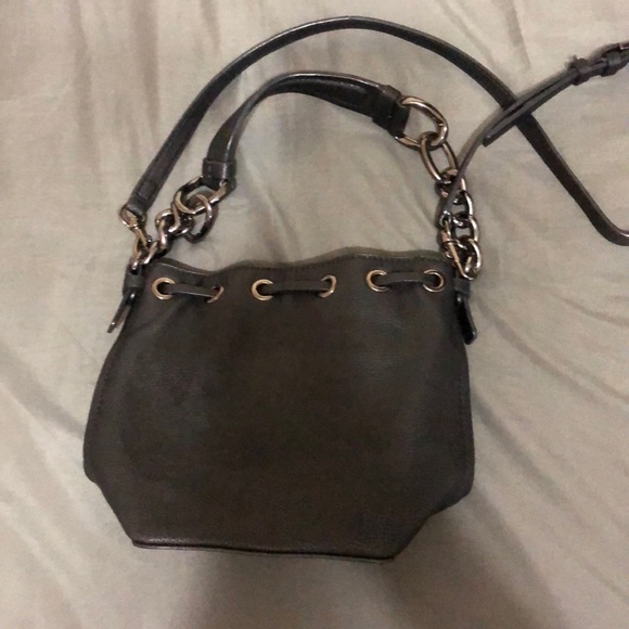Pretty guess purse!!! - Picture 5 of 5